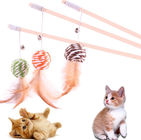 Le chat interactif compact joue le logo Customed de matière plastique pour des chats/chiens fournisseur