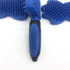 Forme spéciale bleue du poids 167g de brosse de cheveux d'animal familier de couleur TPR/pp matériels fournisseur